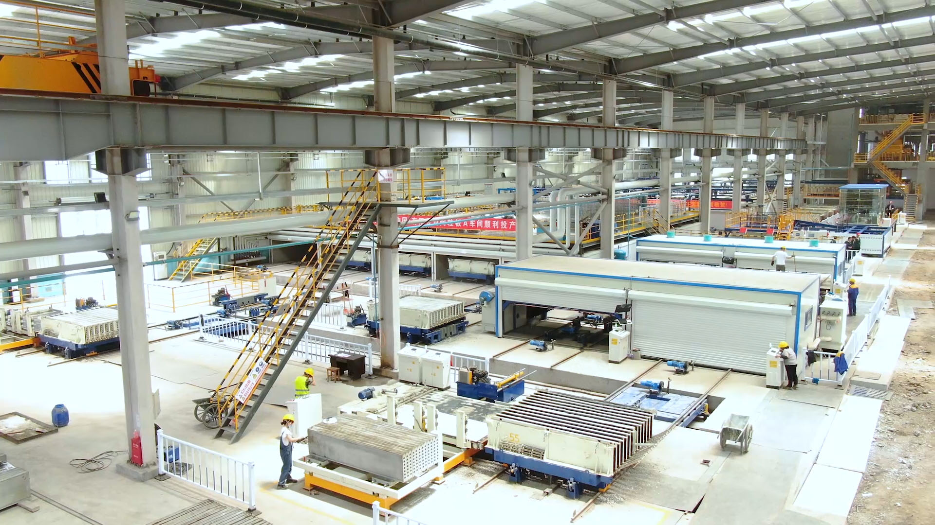 輕質隔牆闆機設備